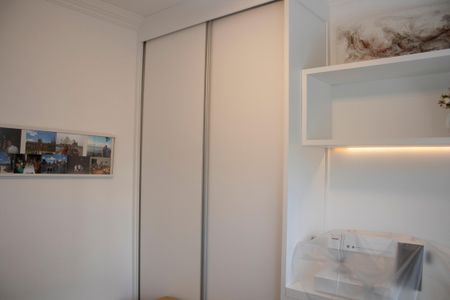 Apartamento à venda com 170m², 4 quartos e 2 vagasQuarto 2