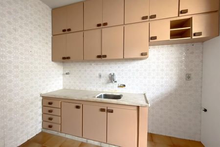 Apartamento à venda com 150m², 4 quartos e 2 vagas Apartamento à venda com 150m², 4 quartos e 2 vagasCozinha