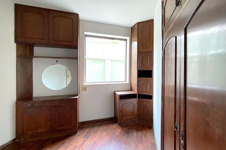 Apartamento à venda com 150m², 4 quartos e 2 vagas Apartamento à venda com 150m², 4 quartos e 2 vagasQuarto 2