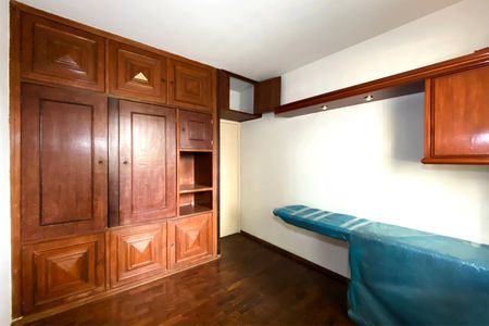 Apartamento à venda com 150m², 4 quartos e 2 vagas Apartamento à venda com 150m², 4 quartos e 2 vagasQuarto 3