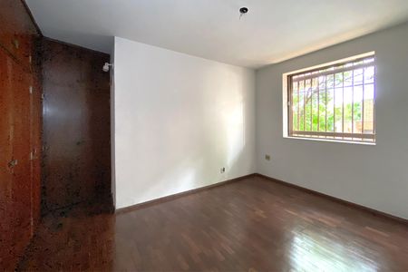 Apartamento à venda com 150m², 4 quartos e 2 vagas Apartamento à venda com 150m², 4 quartos e 2 vagasSuíte
