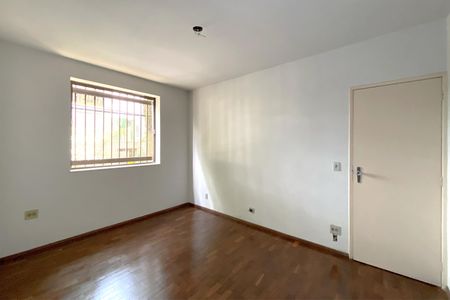 Apartamento à venda com 150m², 4 quartos e 2 vagas Apartamento à venda com 150m², 4 quartos e 2 vagasSuíte