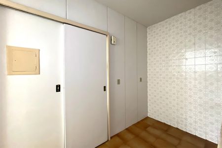 Apartamento à venda com 150m², 4 quartos e 2 vagas Apartamento à venda com 150m², 4 quartos e 2 vagasCozinha