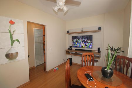 Apartamento à venda com 50m², 2 quartos e 1 vagaSala