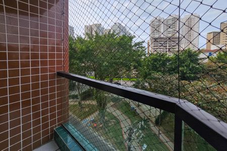 Apartamento para alugar com 70m², 2 quartos e 1 vagavaranda Suíte 1