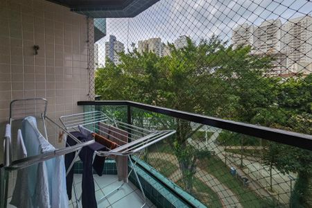 Apartamento para alugar com 70m², 2 quartos e 1 vagavaranda