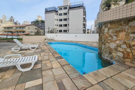 Apartamento para alugar com 70m², 2 quartos e 1 vagaÁrea de Lazer