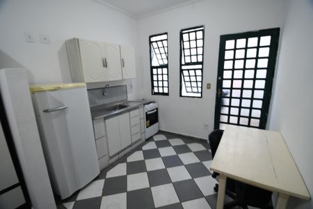 Cozinha de kitnet/studio para alugar com 1 quarto, 27m² em Cidade Universitária, Campinas
