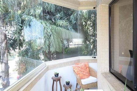 Apartamento à venda com 200m², 4 quartos e 4 vagas Apartamento à venda com 200m², 4 quartos e 4 vagasFoto 13