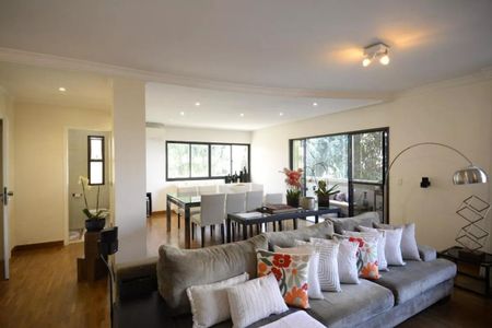 Apartamento à venda com 200m², 4 quartos e 4 vagas Apartamento à venda com 200m², 4 quartos e 4 vagasFoto 08