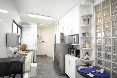 Apartamento à venda com 200m², 4 quartos e 4 vagas Apartamento à venda com 200m², 4 quartos e 4 vagasFoto 57