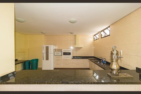 Apartamento à venda com 100m², 2 quartos e 1 vaga Apartamento à venda com 100m², 2 quartos e 1 vagaÁrea comum