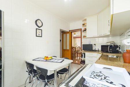 Apartamento à venda com 100m², 2 quartos e 1 vaga Apartamento à venda com 100m², 2 quartos e 1 vagaCozinha