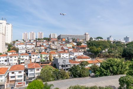 Apartamento à venda com 61m², 3 quartos e 1 vaga Apartamento à venda com 61m², 3 quartos e 1 vagaVista da Suíte 2