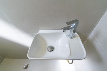 Apartamento à venda com 61m², 3 quartos e 1 vaga Apartamento à venda com 61m², 3 quartos e 1 vagaBanheiro da Suíte 2