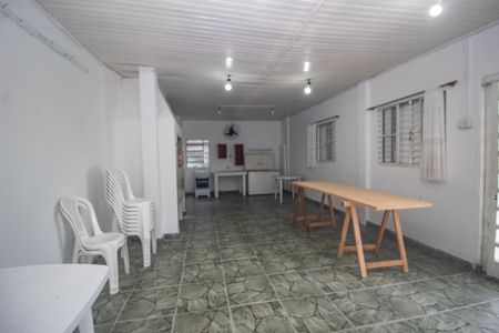 Casa à venda com 42m², 2 quartos e 1 vagaÁrea comum - Salão de festas