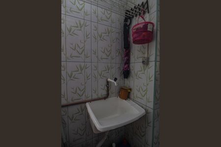 Casa à venda com 42m², 2 quartos e 1 vagaÁrea de Serviço