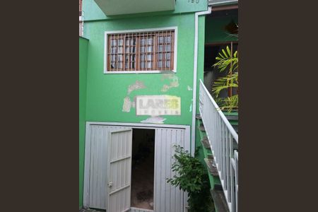 Casa à venda com 136m², 3 quartos e 5 vagas