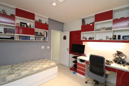 Apartamento à venda com 154m², 4 quartos e 2 vagasQuarto 3