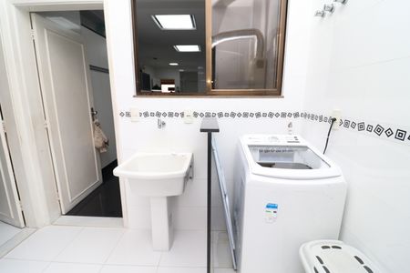 Apartamento à venda com 154m², 4 quartos e 2 vagasÁrea de Serviço