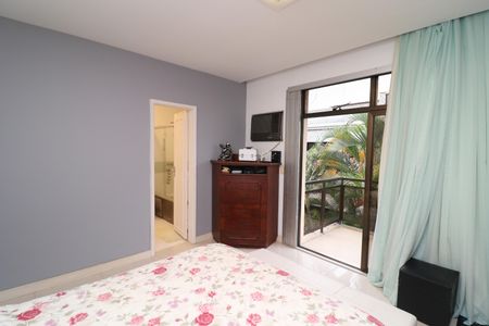 Apartamento à venda com 154m², 4 quartos e 2 vagasSuíte