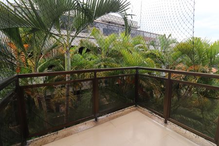 Apartamento à venda com 154m², 4 quartos e 2 vagasSuíte Sacada