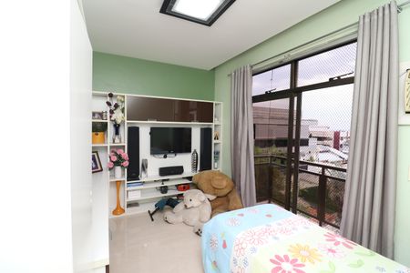 Apartamento à venda com 154m², 4 quartos e 2 vagasQuarto 1