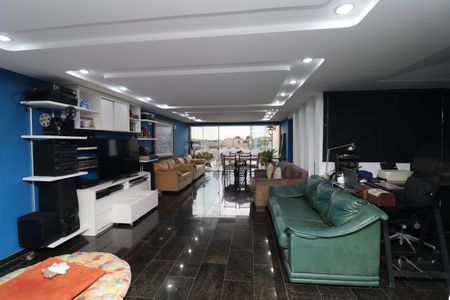 Apartamento à venda com 154m², 4 quartos e 2 vagasCobertura