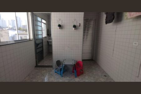 Casa à venda com 270m², 2 quartos e 5 vagas
