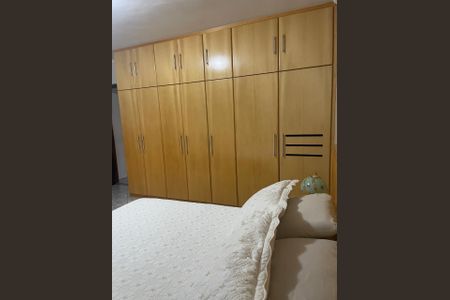 Casa à venda com 270m², 2 quartos e 5 vagas