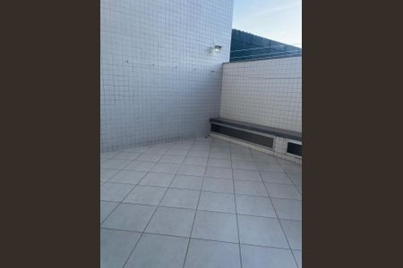 Casa à venda com 270m², 2 quartos e 5 vagas