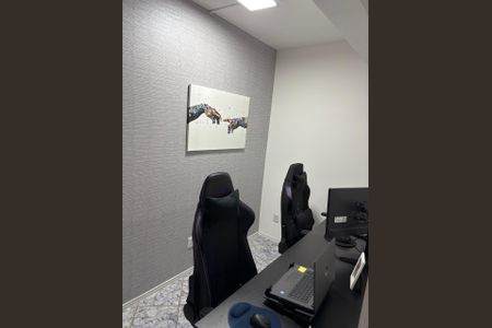 Casa à venda com 270m², 2 quartos e 5 vagas