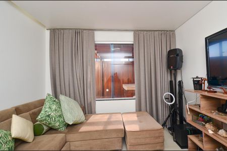 Apartamento à venda com 165m², 4 quartos e 2 vagasSala de TV Cobertura