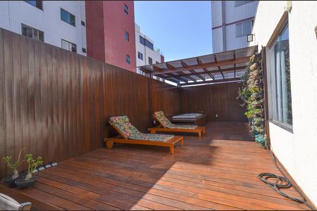 Apartamento à venda com 165m², 4 quartos e 2 vagasÁrea da Cobertura