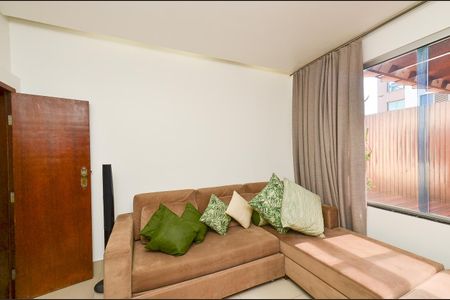 Apartamento à venda com 165m², 4 quartos e 2 vagasSala de TV Cobertura