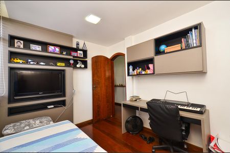 Apartamento à venda com 165m², 4 quartos e 2 vagasQuarto 1