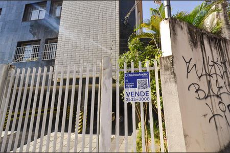 Apartamento à venda com 165m², 4 quartos e 2 vagasFachada/Placa