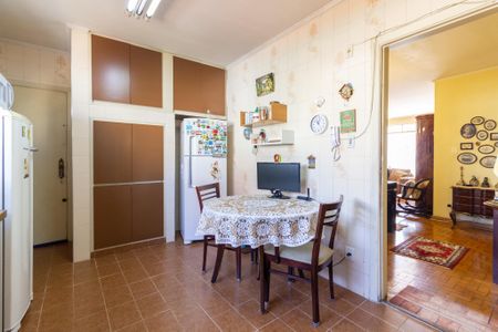 Apartamento à venda com 136m², 3 quartos e 1 vaga Apartamento à venda com 136m², 3 quartos e 1 vagaCozinha