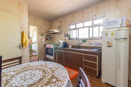 Apartamento à venda com 136m², 3 quartos e 1 vaga Apartamento à venda com 136m², 3 quartos e 1 vagaCozinha