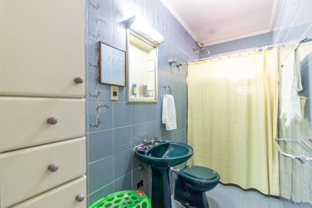 Apartamento à venda com 136m², 3 quartos e 1 vaga Apartamento à venda com 136m², 3 quartos e 1 vagaBanheiro 1