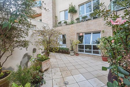 Apartamento à venda com 112m², 2 quartos e 2 vagas Apartamento à venda com 112m², 2 quartos e 2 vagasÁrea comum