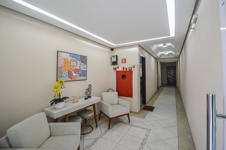 Apartamento à venda com 112m², 2 quartos e 2 vagas Apartamento à venda com 112m², 2 quartos e 2 vagasHall de entrada