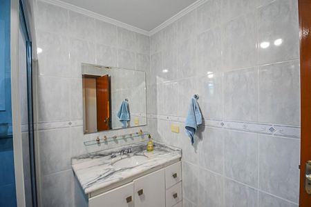 Apartamento à venda com 112m², 2 quartos e 2 vagas Apartamento à venda com 112m², 2 quartos e 2 vagasBanheiro