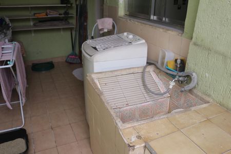 Casa à venda com 115m², 3 quartos e 2 vagasÁrea de Serviço 2