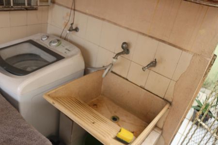 Casa à venda com 115m², 3 quartos e 2 vagasÁrea de Serviço 1