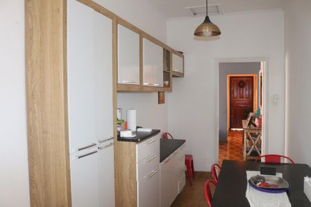 Casa à venda com 115m², 3 quartos e 2 vagasCozinha 1