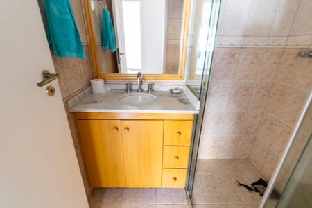 Apartamento à venda com 106m², 3 quartos e sem vaga Apartamento à venda com 106m², 3 quartos e sem vagaBanheiro