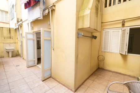 Apartamento à venda com 106m², 3 quartos e sem vaga Apartamento à venda com 106m², 3 quartos e sem vagaQuintal