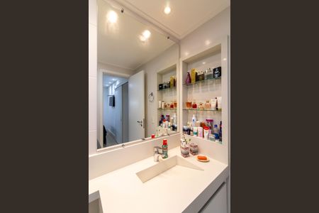 Apartamento à venda com 68m², 2 quartos e 1 vagaBanheiro da Suíte