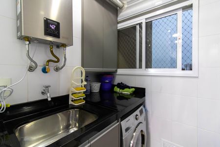 Apartamento à venda com 68m², 2 quartos e 1 vagaÁrea de Serviço